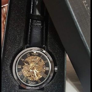 Men's Manual Winding Wristwatch